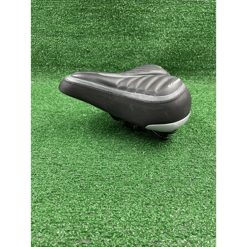 Schwinn Bicycle Seat VELO‎ Cushioned Comfortable Padding Saddle Black